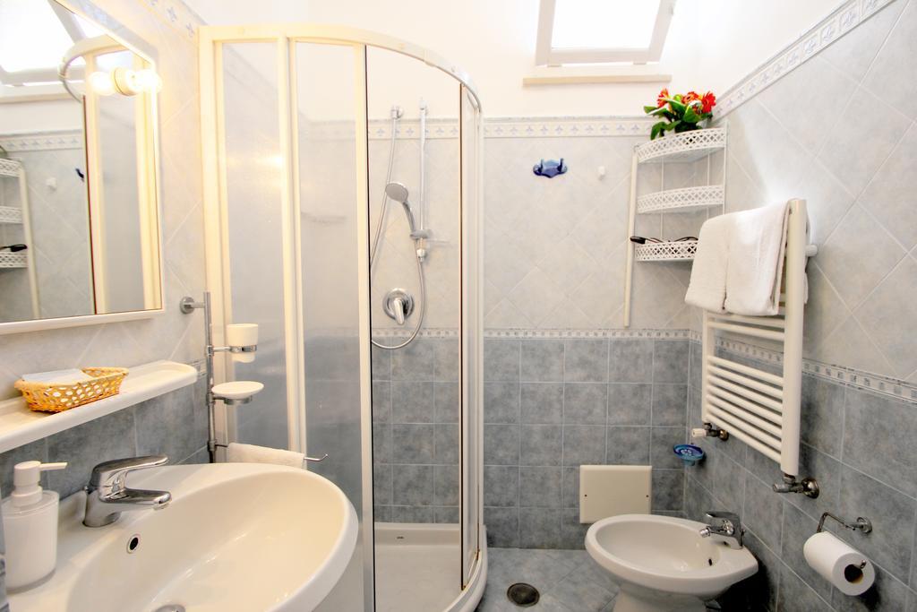Double or Twin Room Terrace Sea View